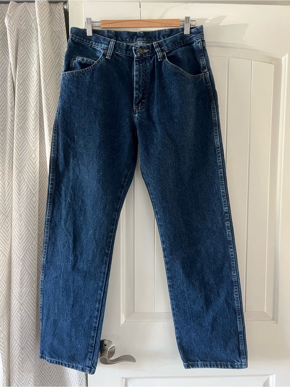 Wrangler Classic Dark Blue Straight-Leg Jeans 34 x 30